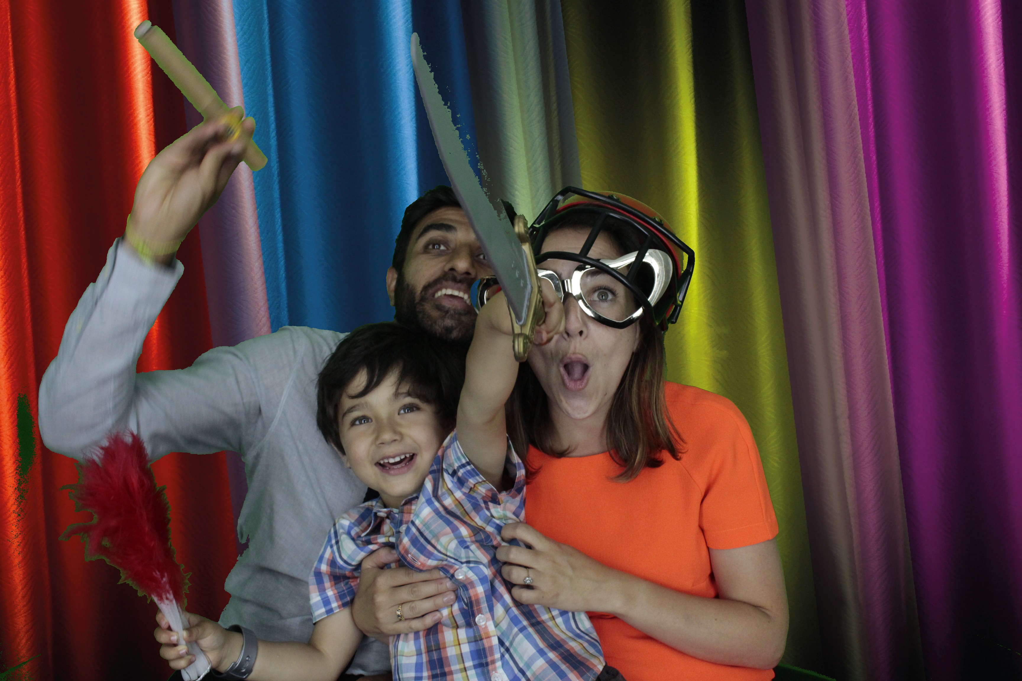 Bhavin & Yasmin’s Wedding | View more photos from the event at gallery.myphotoboothexperience.co.uk/u/MyPhotoBoothExperienceLtd/Bhavin-Yasmin’s-Wedding